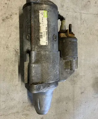 Jeep Grand Cherokee (WK) Starter motor 04801472AA D7G22