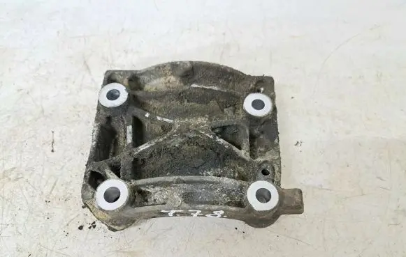 Honda Accord A/C compressor mount bracket 
