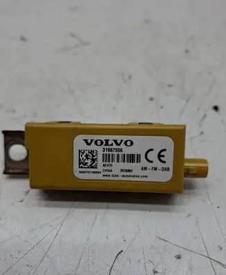 Volvo C40 Aerial antenna amplifier 31667556