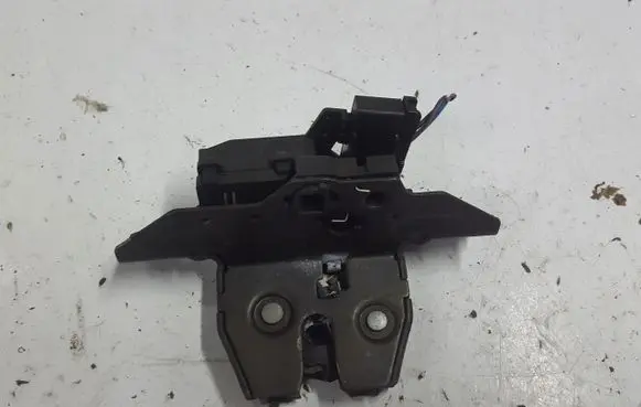 Tailgate/trunk/boot lock/catch/latch