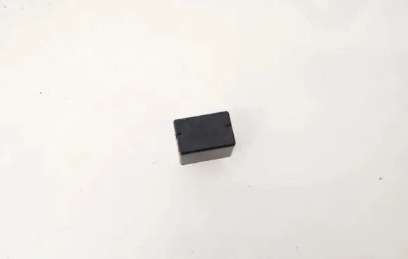 Nissan Qashqai Other relay 252307990a