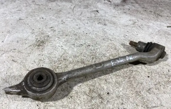 BMW 5 E39 Front control arm