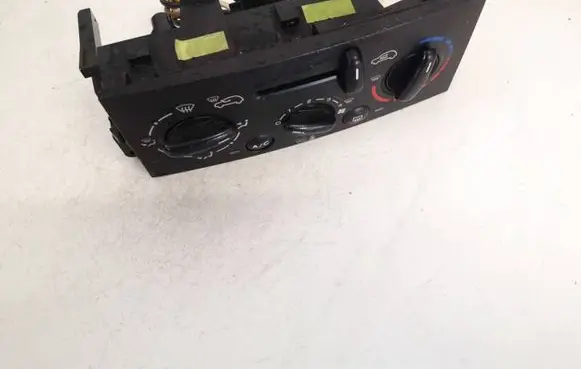 Peugeot 207 Climate control unit 69910002 n102079bf