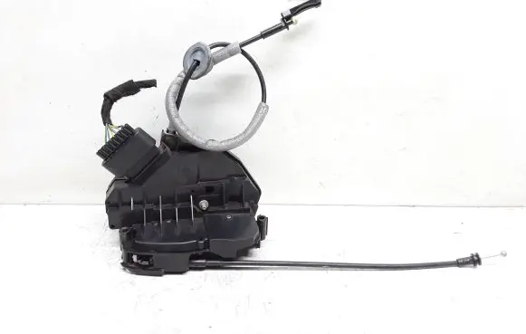 Volvo S60 Front door lock 31301738