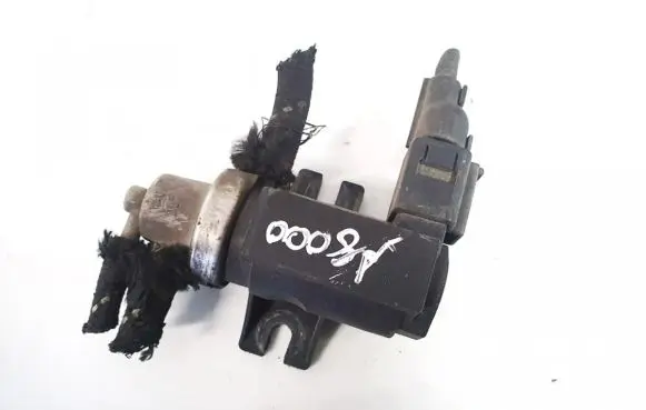 Skoda Octavia Mk1 (1U) Turbo solenoid valve 1j0906622a
