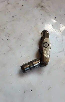 Opel Insignia A Valve rocker arm 