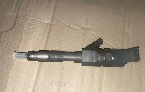 Renault Alaskan Fuel injector 0986435188