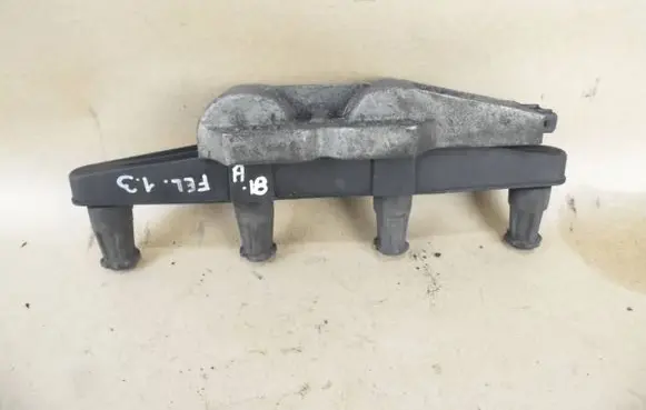 Skoda Felicia I High voltage ignition coil 047905104