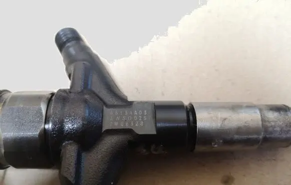 Subaru Legacy Fuel injector 16613AA030