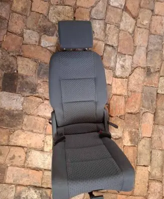Volkswagen Touran I Rear seat 