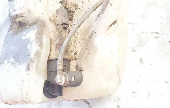 Renault Scenic II - Grand scenic II Windscreen/windshield washer pump 8200067015 8200295685