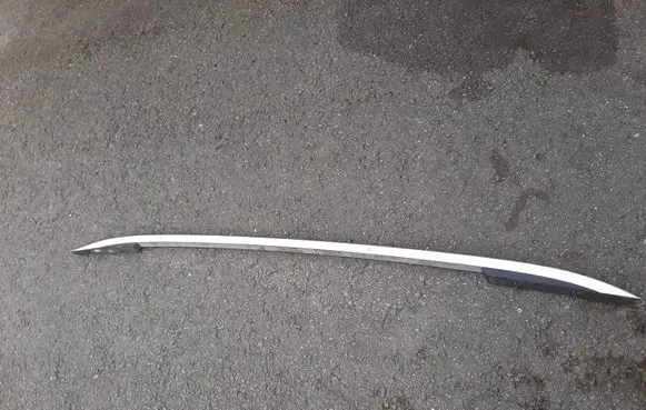Volkswagen Touareg II Roof bar rail 7P6860044E