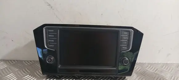 Volkswagen PASSAT B8 Radio/CD/DVD/GPS head unit 5G0919606