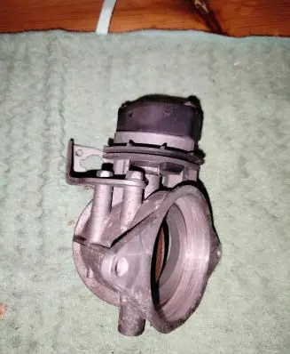 BMW 5 E39 Throttle valve 1703562 1363