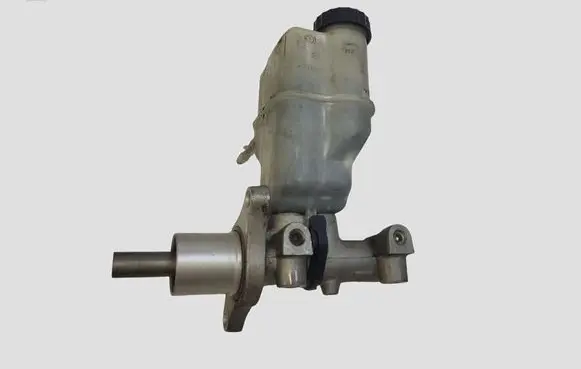 Peugeot 407 Master brake cylinder 9646980980 03350885131