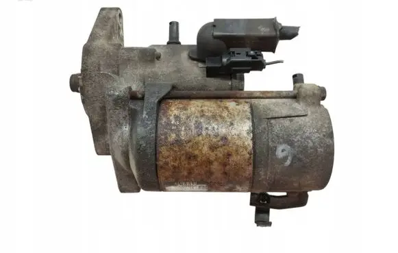Toyota Yaris Starter motor 2810033040
