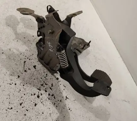 Peugeot 307 Pedal assembly 9644269080