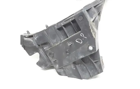 Volvo V70 Front bumper mounting bracket 31265345