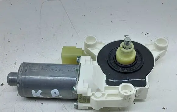 Lancia Voyager Front door window regulator motor 3015587D