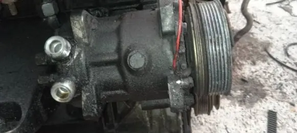 Audi 80 90 S2 B4 Air conditioning (A/C) compressor (pump) SD709 SD-709