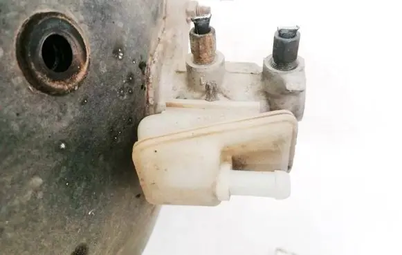 Honda CR-V Master brake cylinder