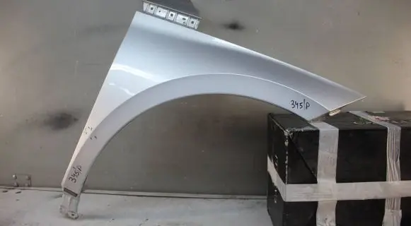 Skoda Enyaq iV Fender mounting bracket