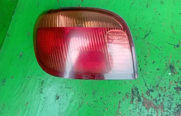 Toyota Yaris Rear/tail lights