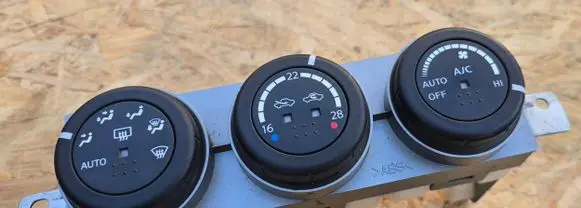 Nissan X-Trail T30 Climate control unit 27500ES61A C6717 A0200049B01000