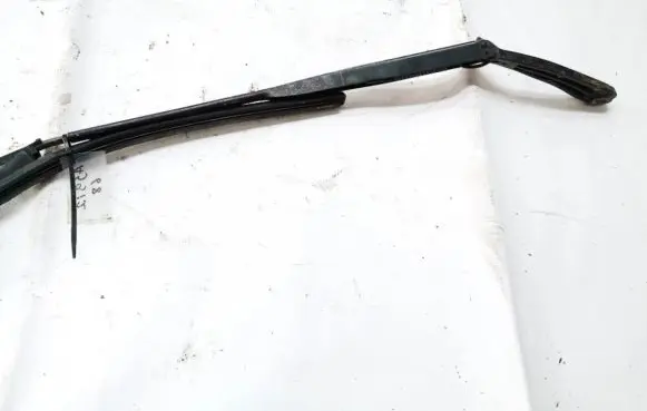 Renault Laguna II Front wiper blade arm