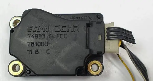 Volvo XC90 A/C air flow flap actuator/motor 74933