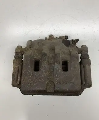 Nissan Pathfinder R50 Front brake caliper