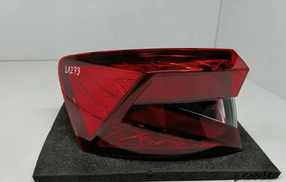 Skoda Fabia Mk4 (6VA) Rear/tail lights 6VE945095