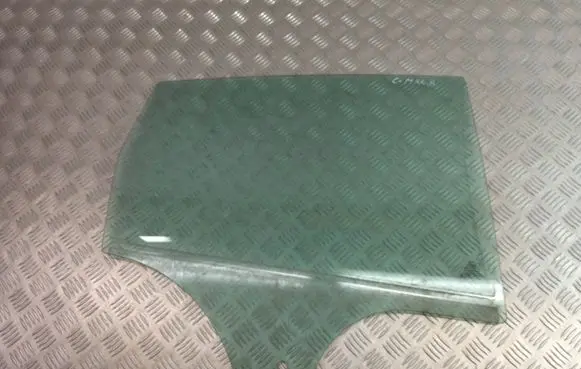 Ford C-MAX II Rear door window glass AM51R25712A 43R001582