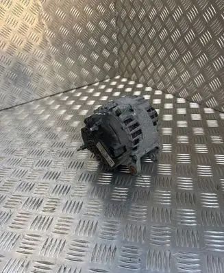 Volkswagen Tiguan Generator/alternator 03L903023B FG18T051