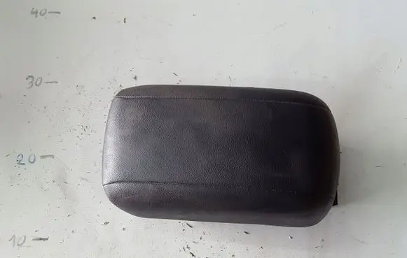 Hyundai i30 Armrest 