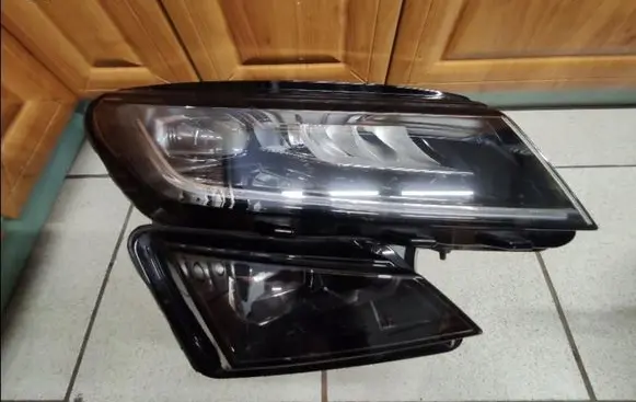 Skoda Kodiaq Headlight/headlamp 566941016H