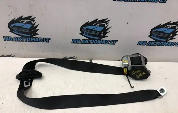 Seat Altea XL Front seatbelt 5P0857705B 04167112 542561911