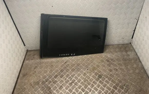 Hyundai Terracan Rear side window