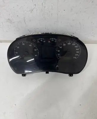 Volkswagen Polo Speedometer (instrument cluster) 6Q0920800A