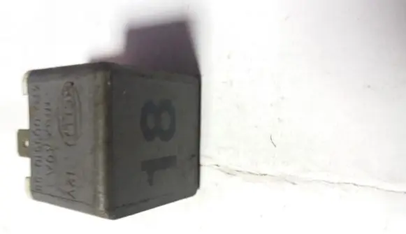Audi A6 S6 C5 4B Other relay 191937503