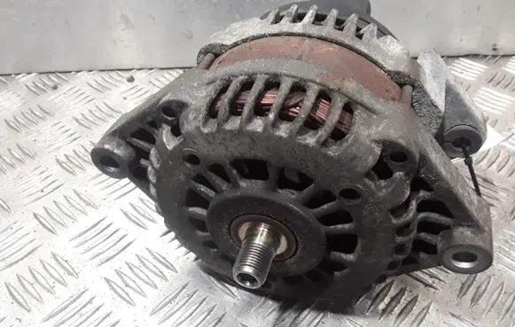 Chevrolet Cruze Generator/alternator 13502580