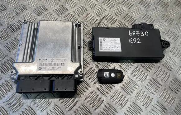 BMW 3 E92 E93 Engine ECU kit and lock set 7810980 9147220 0281015241