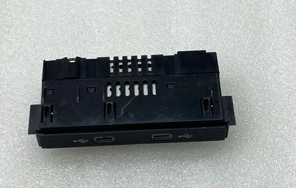 Cupra Formentor USB socket connector 5NA035736