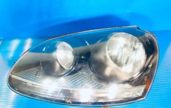 Volkswagen Golf V Headlight/headlamp 1K6941031