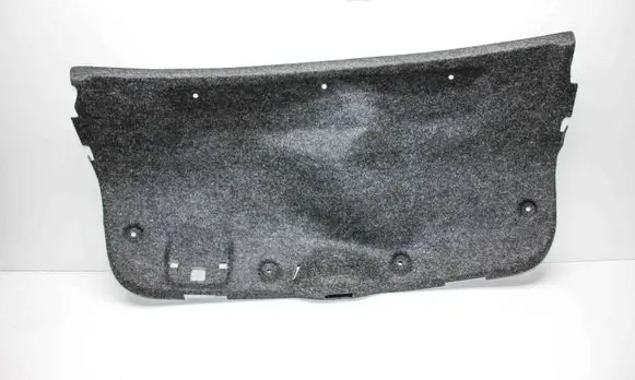 Chrysler 300C Tailgate trim 55315128AG