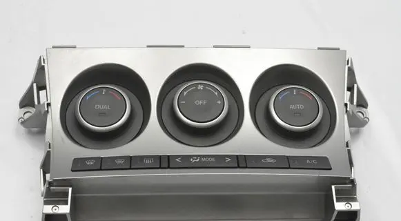 Mazda 3 II Air conditioner control unit module BBT361190K