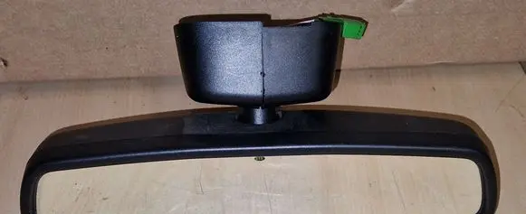 Volvo V70 Rear view mirror (interior) 31111836