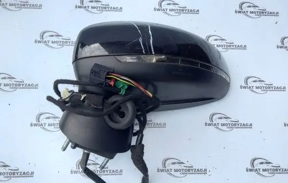 Audi A1 Front door electric wing mirror 8X0945093