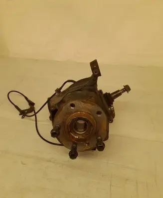 BMW X3 F25 Front wheel hub spindle knuckle 8855954