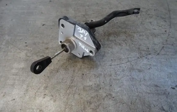 Hyundai Tucson JM Clutch slave cylinder 